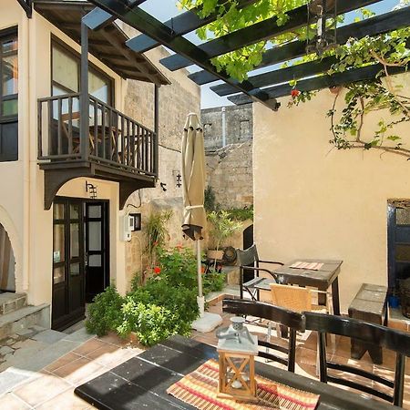Chris Αpartments Old Town Apartamento Rhodes City Exterior foto