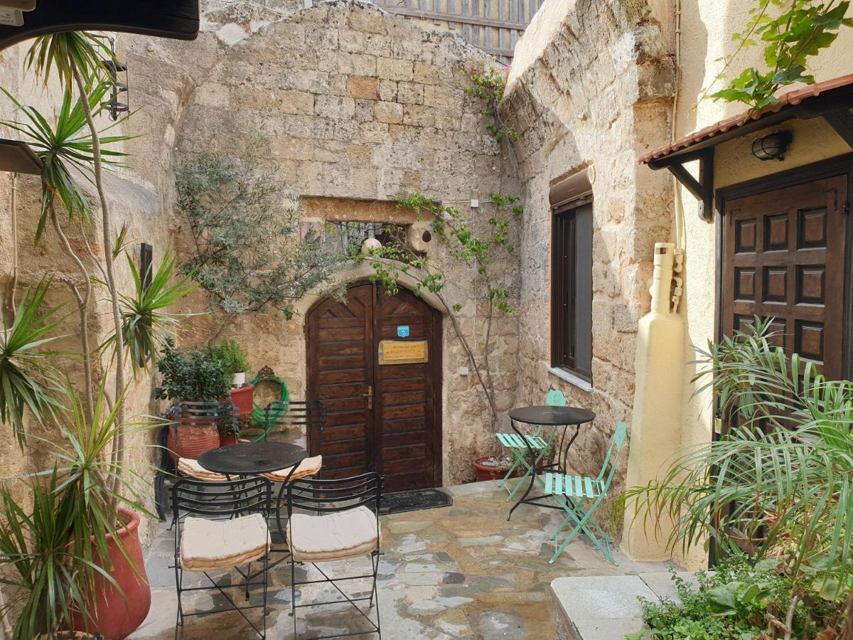 Chris Αpartments Old Town Apartamento Rhodes City Exterior foto