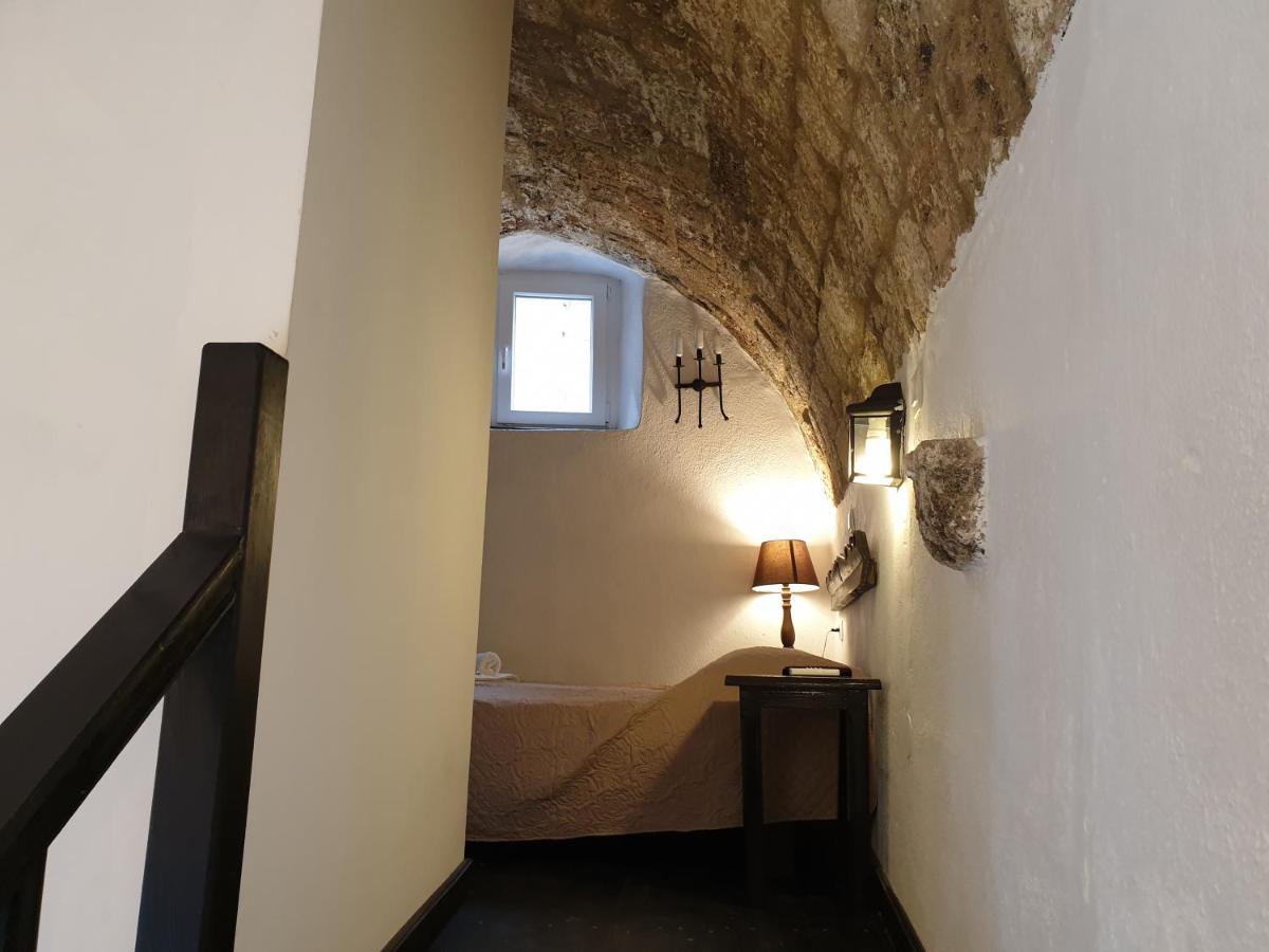 Chris Αpartments Old Town Apartamento Rhodes City Exterior foto