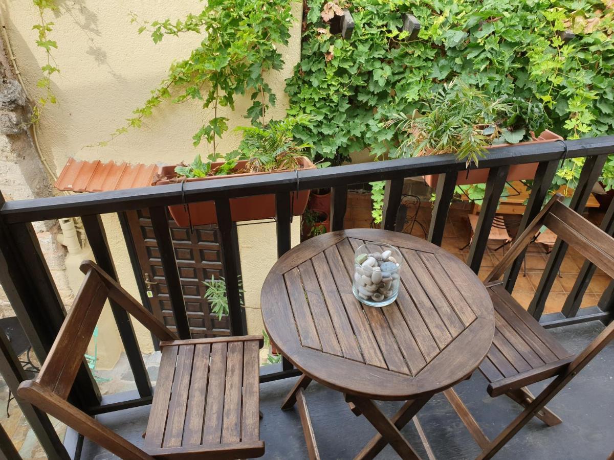 Chris Αpartments Old Town Apartamento Rhodes City Exterior foto