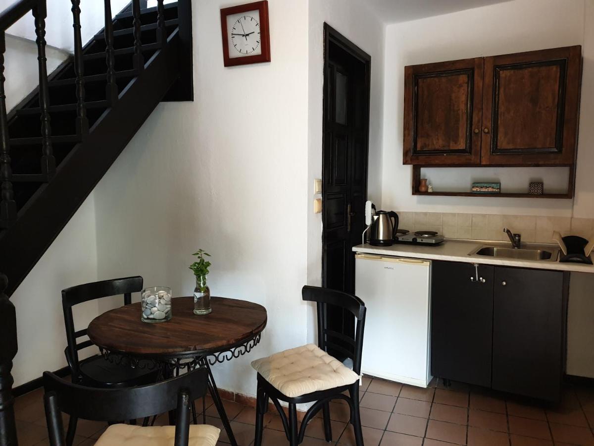 Chris Αpartments Old Town Apartamento Rhodes City Exterior foto
