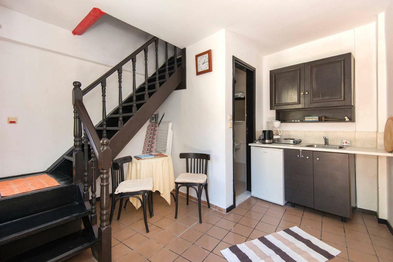 Chris Αpartments Old Town Apartamento Rhodes City Exterior foto