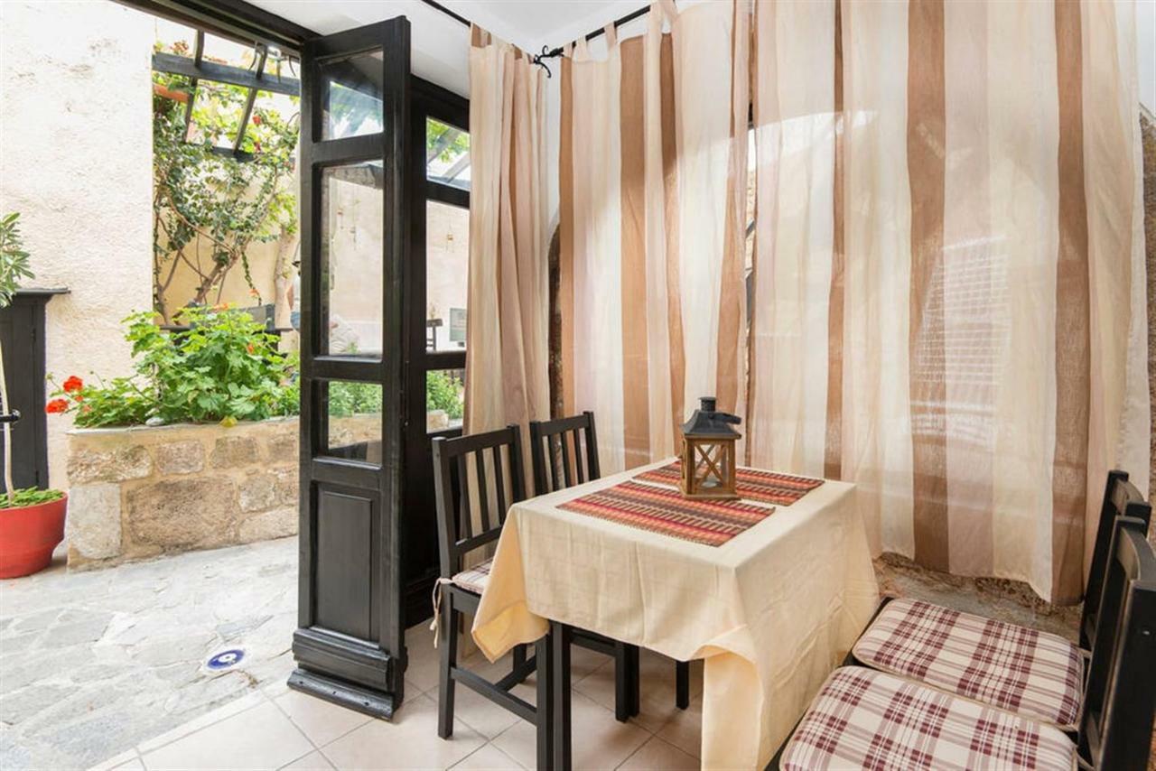 Chris Αpartments Old Town Apartamento Rhodes City Exterior foto