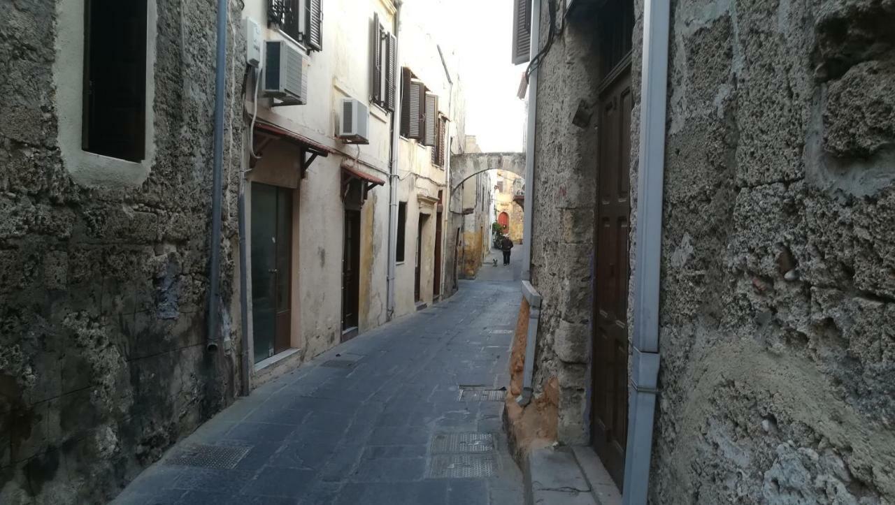 Chris Αpartments Old Town Apartamento Rhodes City Exterior foto